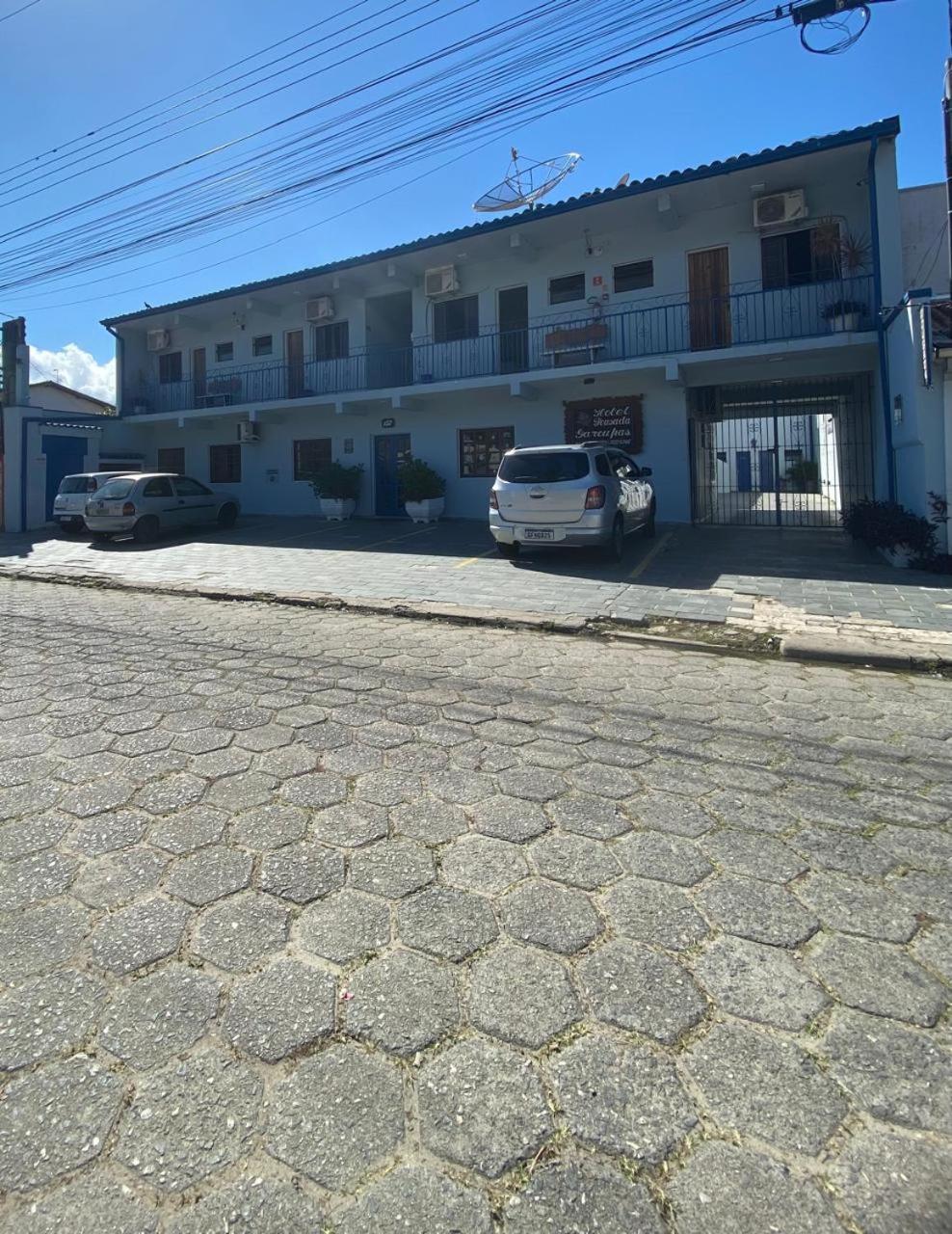 סאו סבסטיאו Hotel Pousada Garoupas מראה חיצוני תמונה